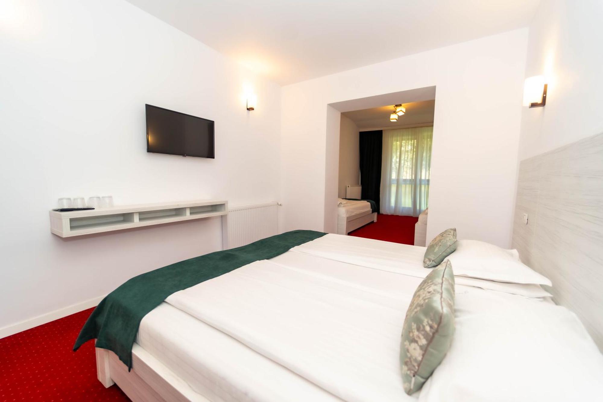 Hotel Cirus Predeal Eksteriør bilde